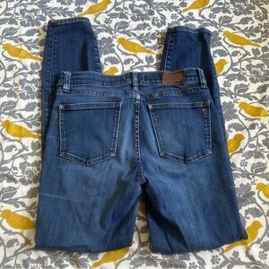 Madewell Women’s Dark Wash Skinny Skinny Jeans EUC Size 28